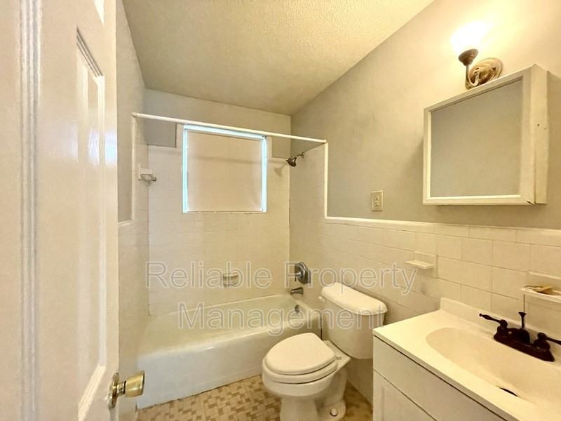 606 Winston Cir - Photo 7 of 11
