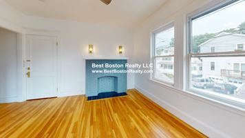 featured image of 58 Wilbur St #3