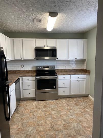 3138 Tiffany Ct. - Photo 3 of 9