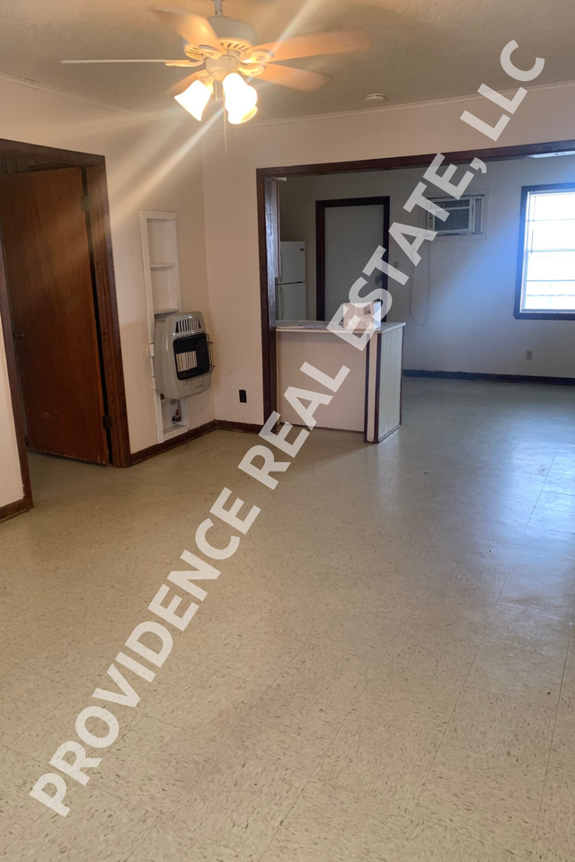 1820 Indiana Ave #1 - Photo 2 of 5