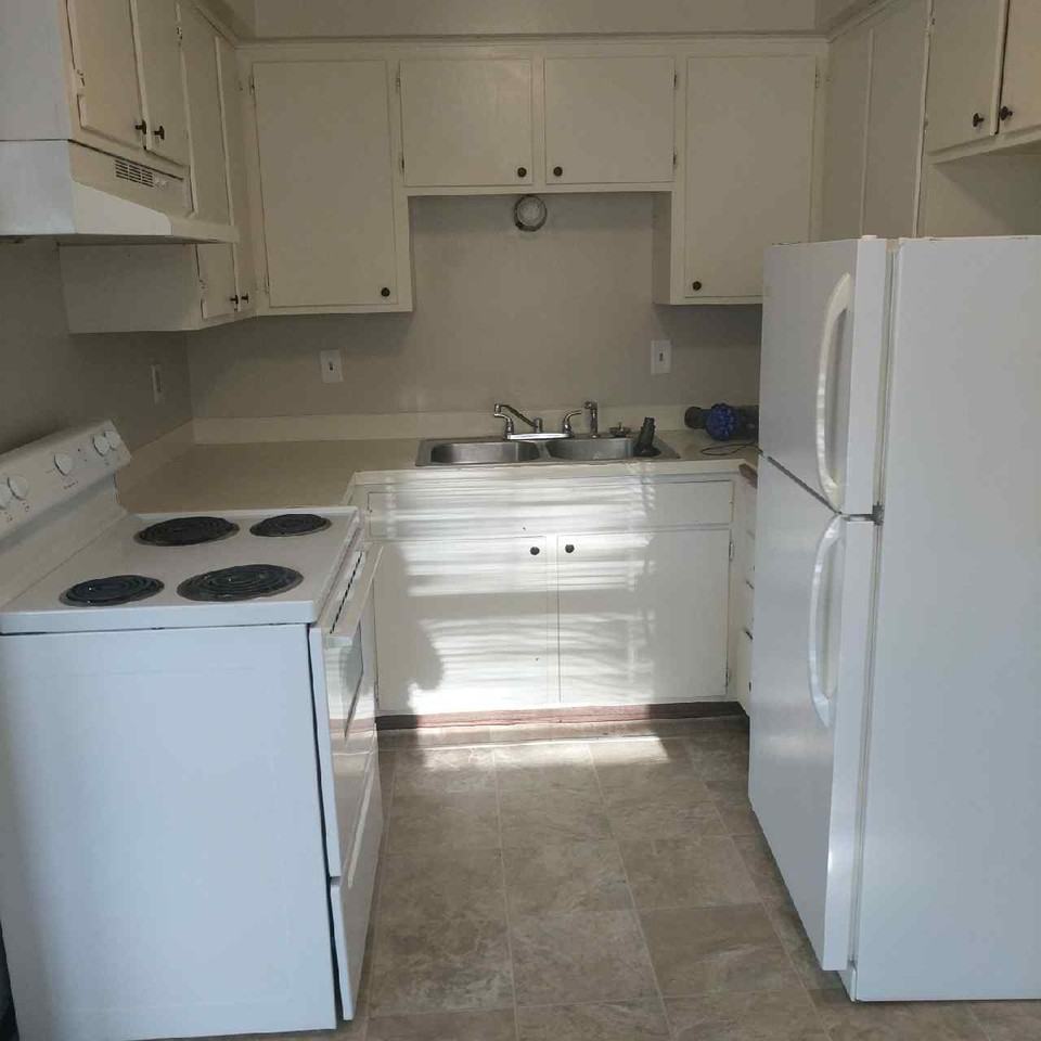 1560 Willis Avenue #3A - Photo 7 of 13