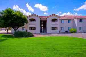 featured image of 750 S 15th Ave