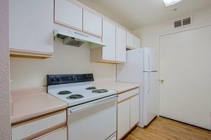 featured image of 750 S 15th Ave