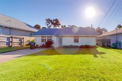 602 Lake Powell Dr - Photo 2 of 20