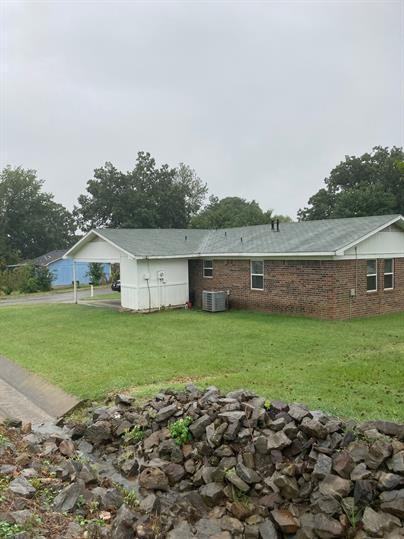 1509 N 25th St - Photo 3 of 29