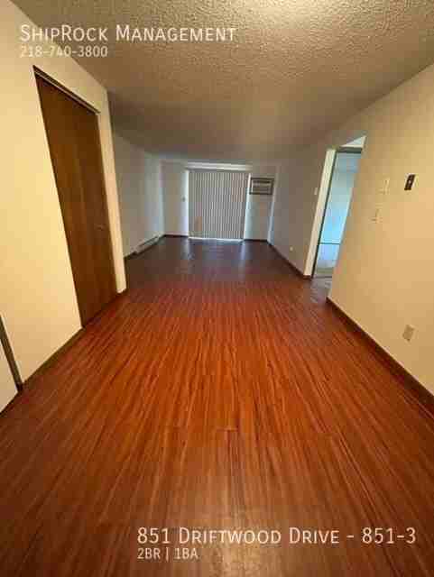 851 Driftwood Dr #851-3 - Photo 2 of 7