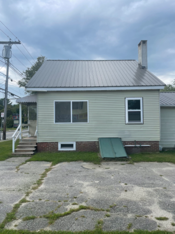 220 Lisbon St - Photo 3 of 31