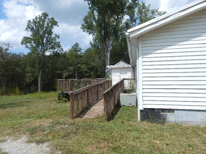 263 Penson Rd - Photo 2 of 14