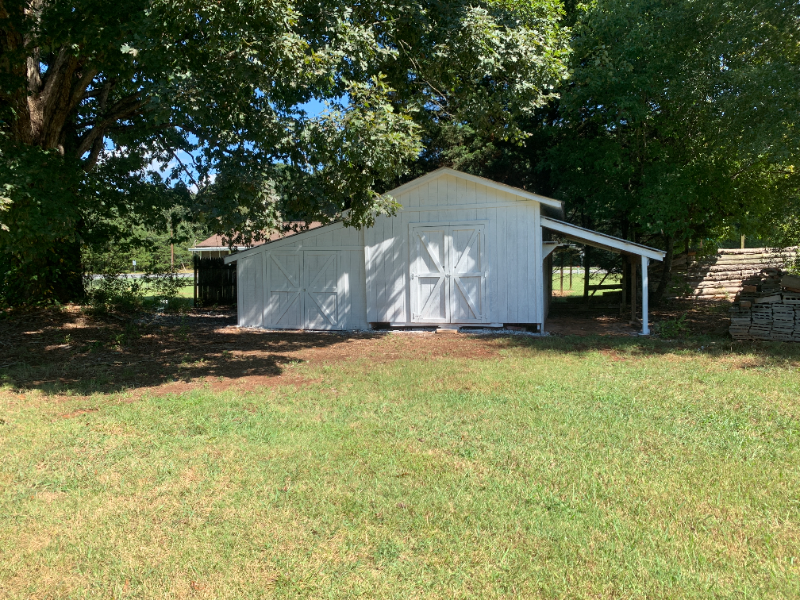 899 Lyndsey Brook Ct - Photo 2 of 16