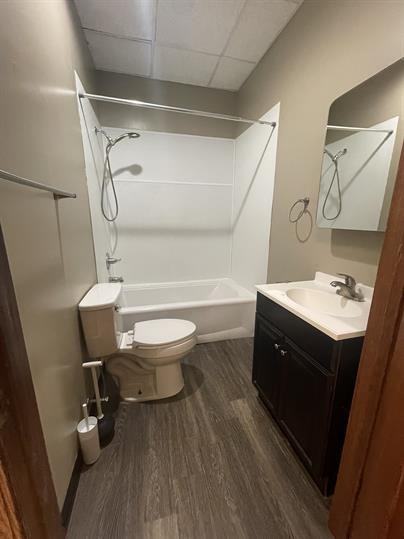 311 East Howard Street - Photo 2 of 10