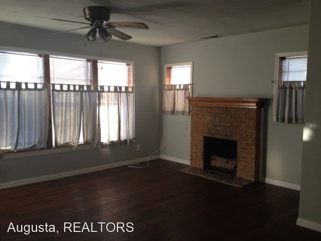 1442 N 19th St - Photo 2 of 12