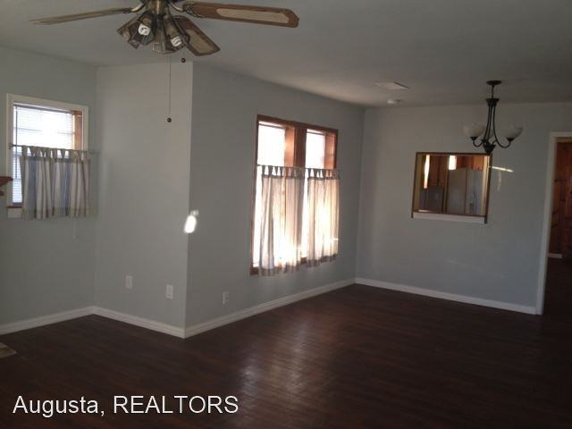 1442 N 19th St - Photo 3 of 12