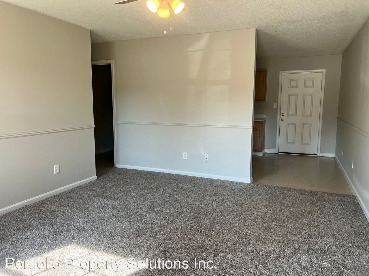 8133 / 8135 Carlton Trail - Photo 2 of 15
