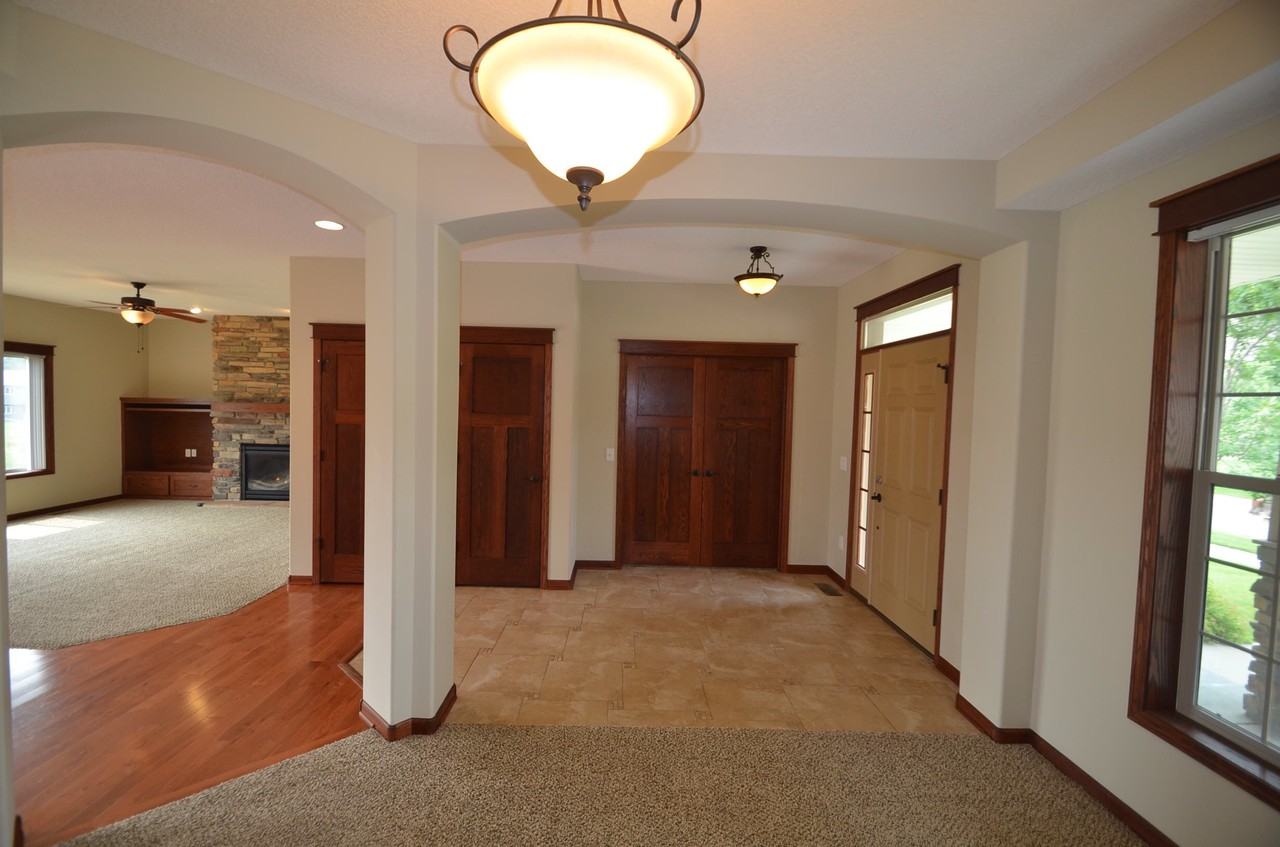 2944 128th Ln NE - Photo 3 of 10