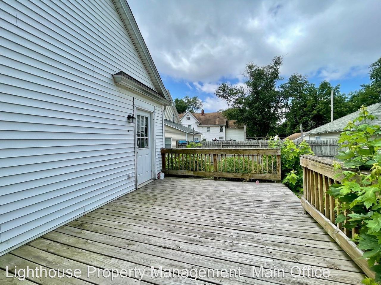 529 Lydia St Ne - Photo 2 of 18