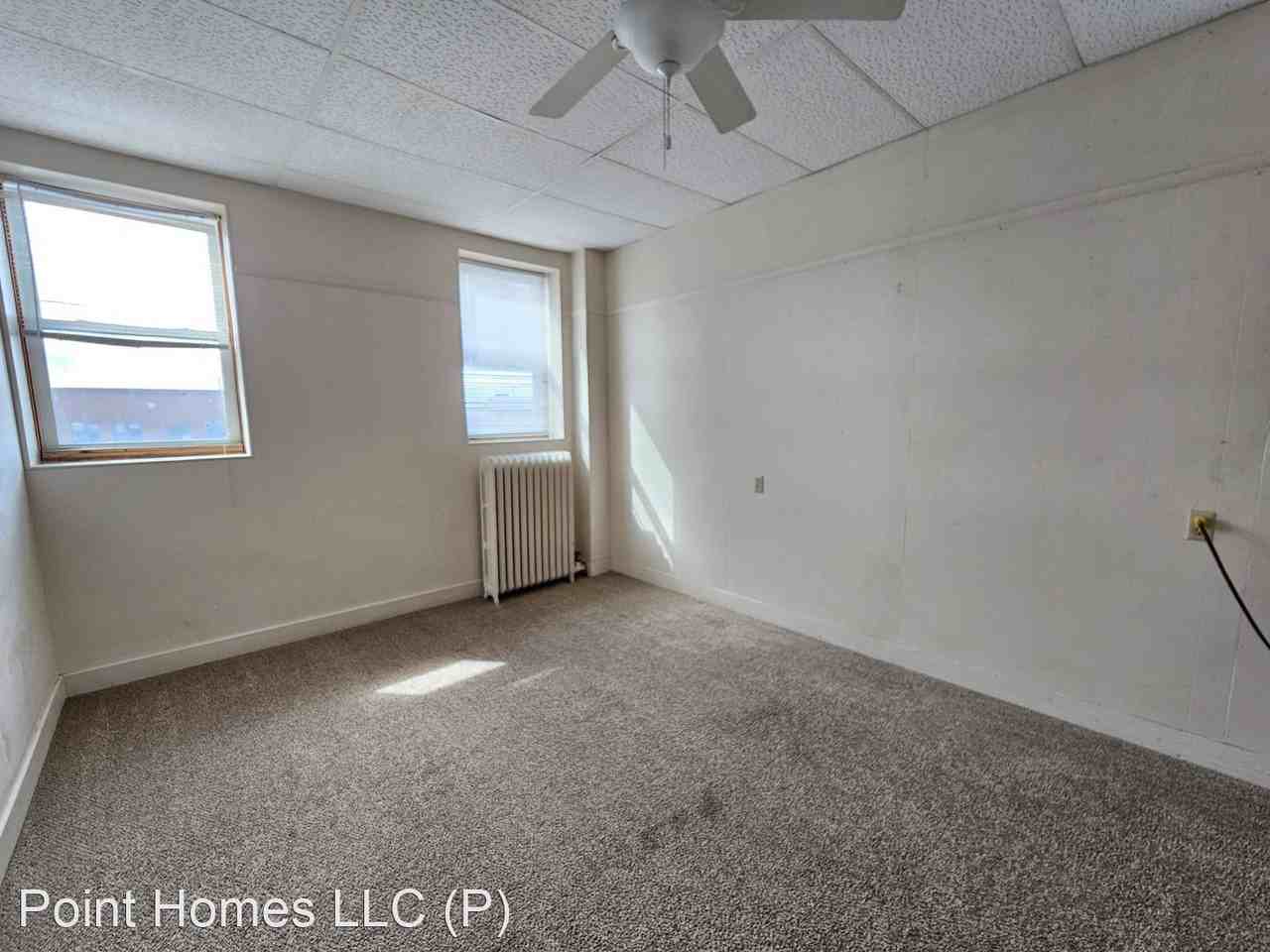 929 Main Street - Photo 3 of 6