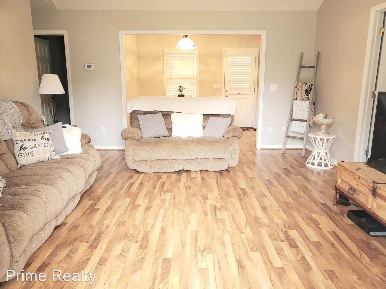 128 Lee Road 2004 - Photo 2 of 14