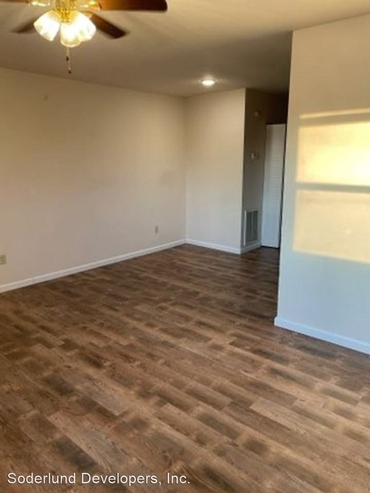 Moulton St./E. Plattin St./Kennett St. - Photo 2 of 7