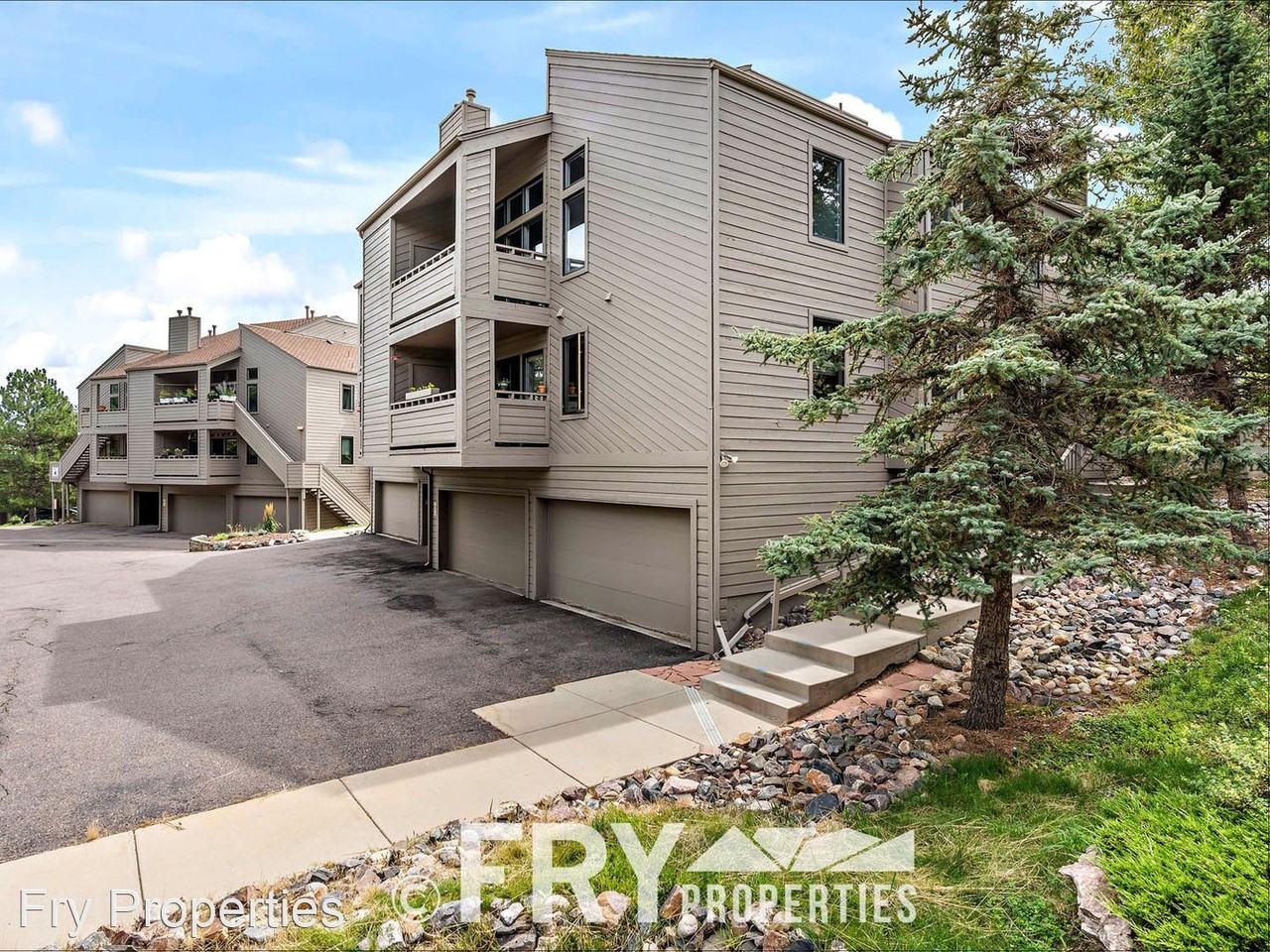 23644 Pondview Pl - Photo 3 of 43