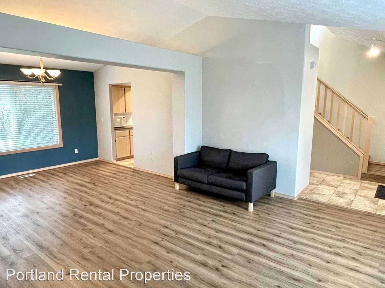 3641 Ne 149th Ave - Photo 3 of 27