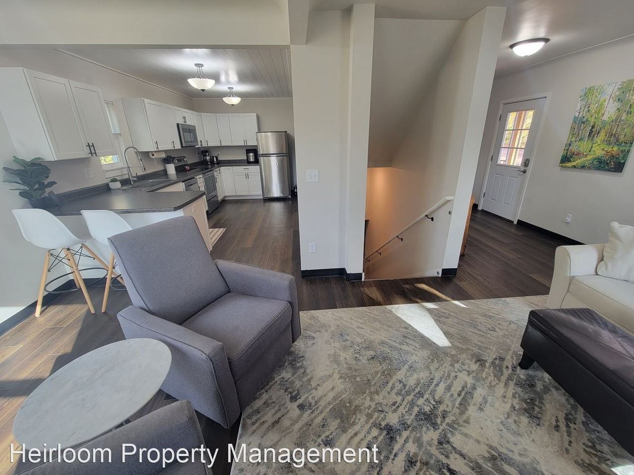 1239 Missouri Avenue - Photo 3 of 25