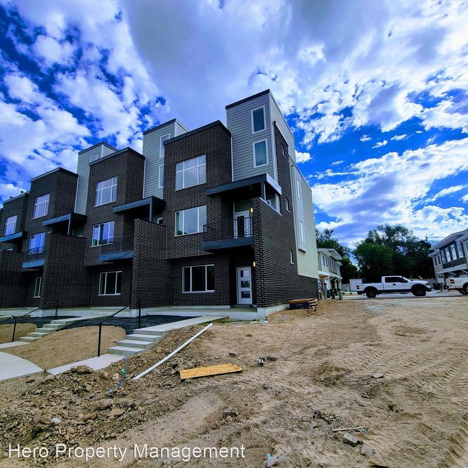 3562 S Blue Tee Ln - Photo 2 of 32