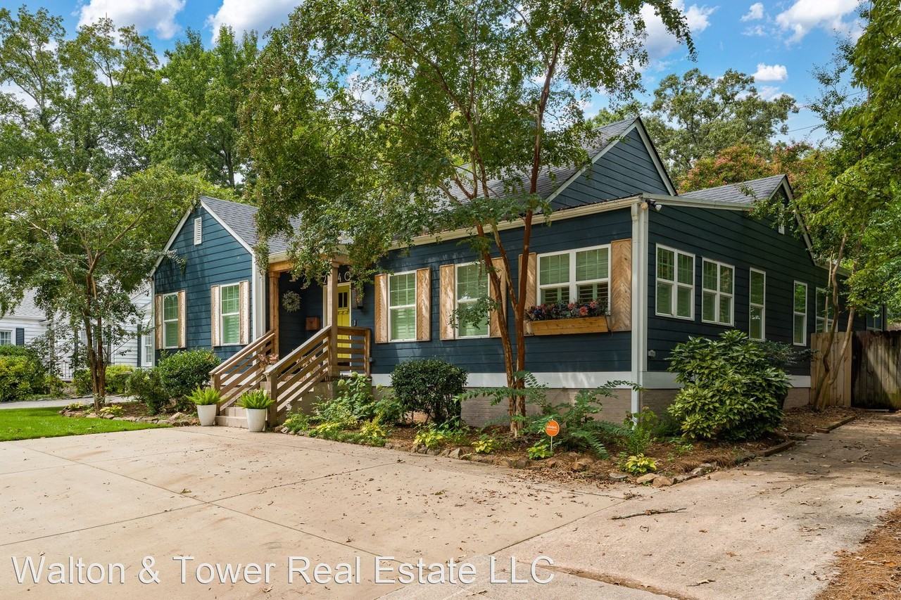 2040 21st Ave S - Photo 3 of 25