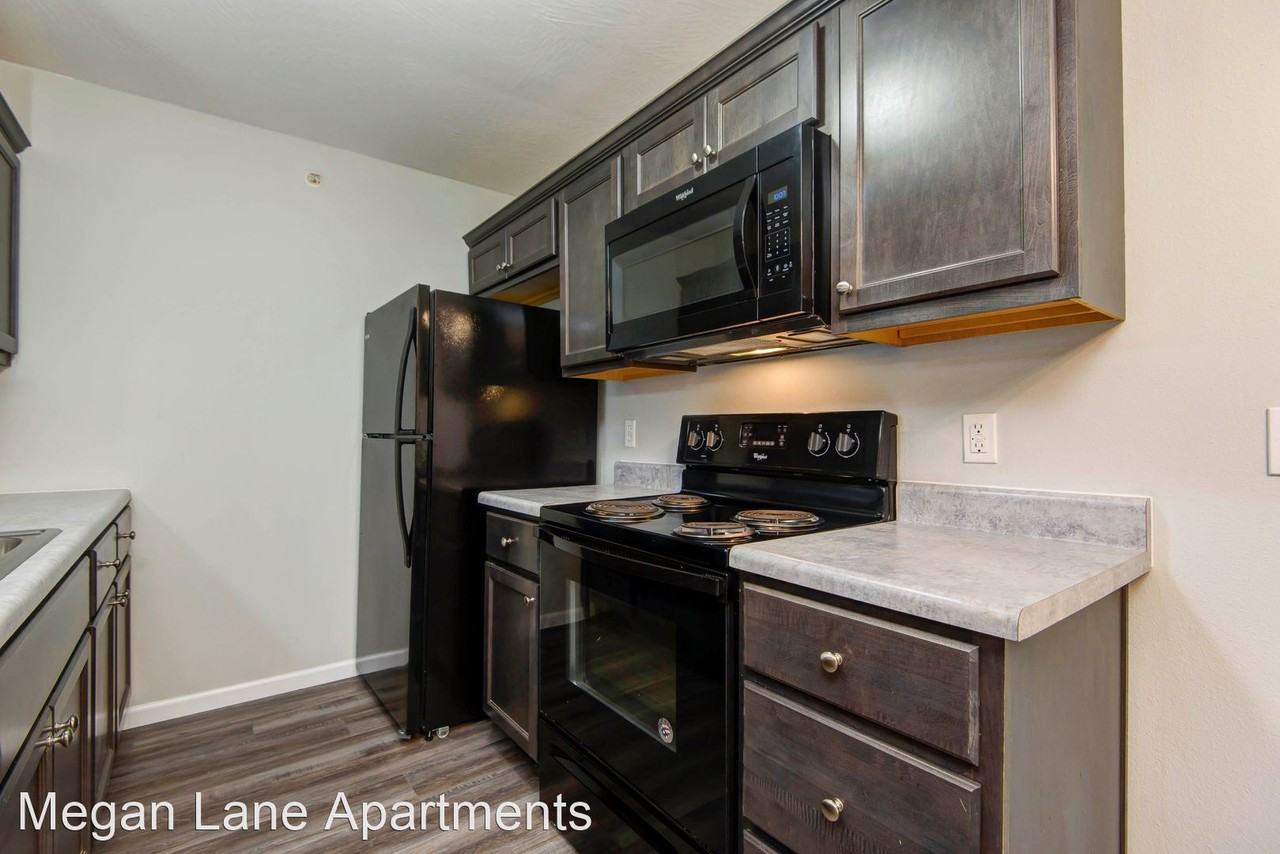 Megan Lane - Photo 3 of 19