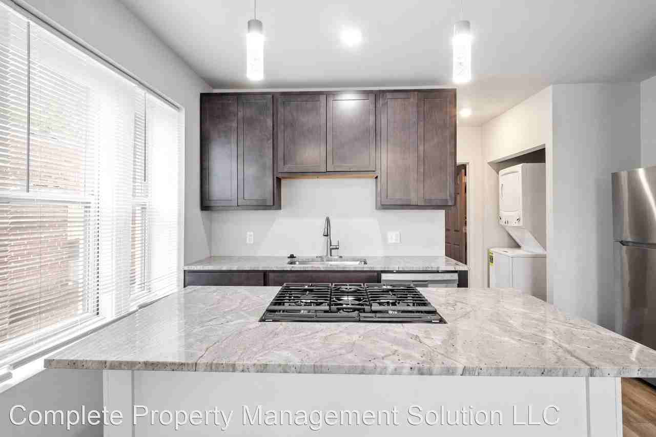 3935 Miami St - Photo 3 of 25
