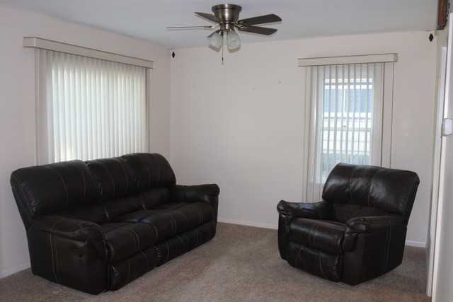 471 S Fulton Ave - Photo 2 of 10