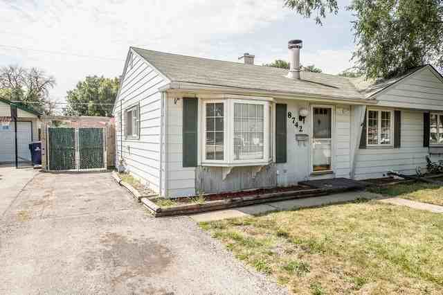 8742 S Kilbourn Ave - Photo 2 of 21