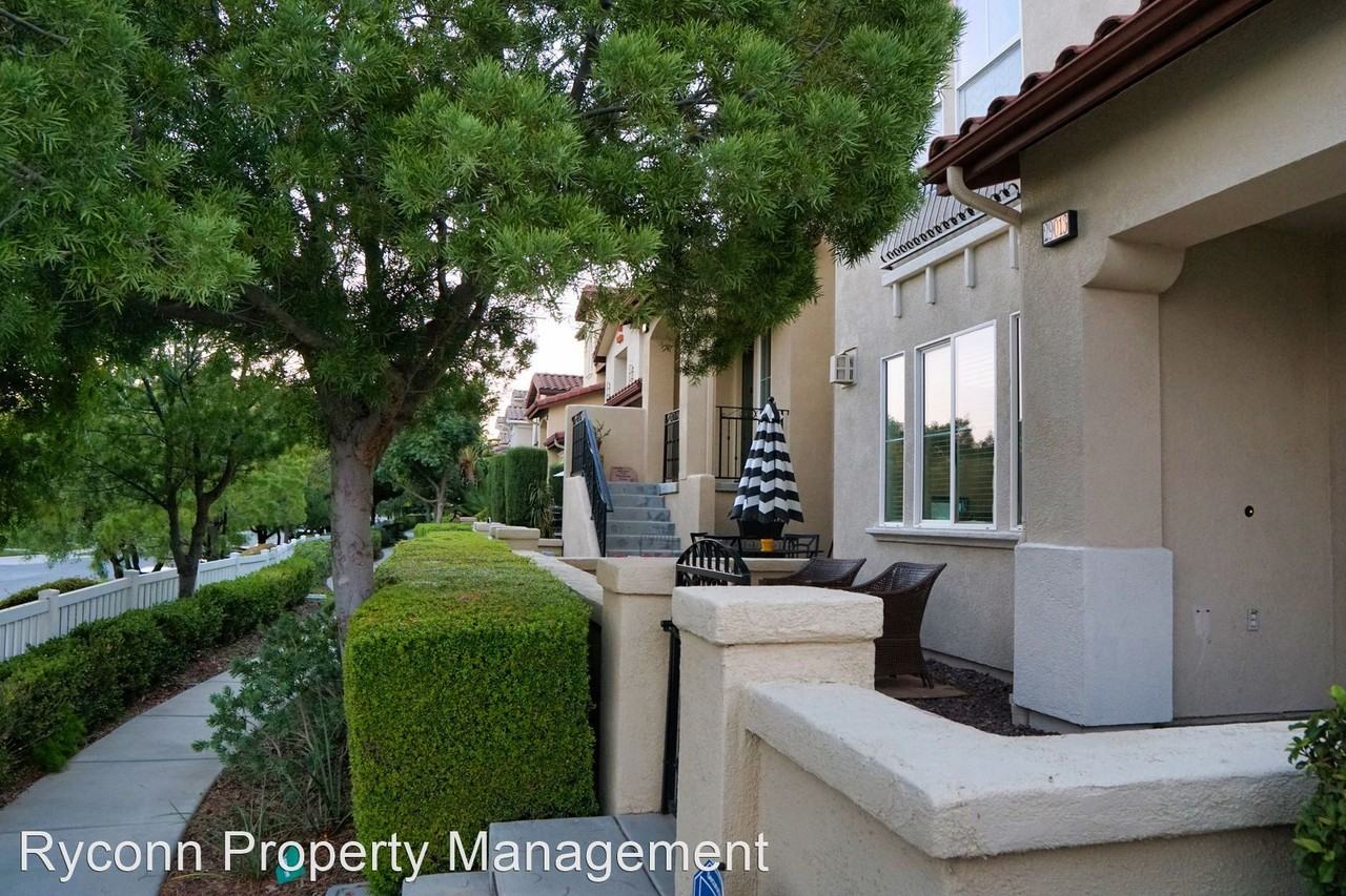 29013 Frankfort Ln - Photo 2 of 38