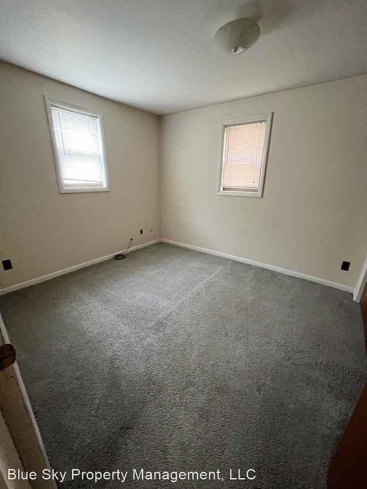 332 W. State St. - Photo 3 of 7