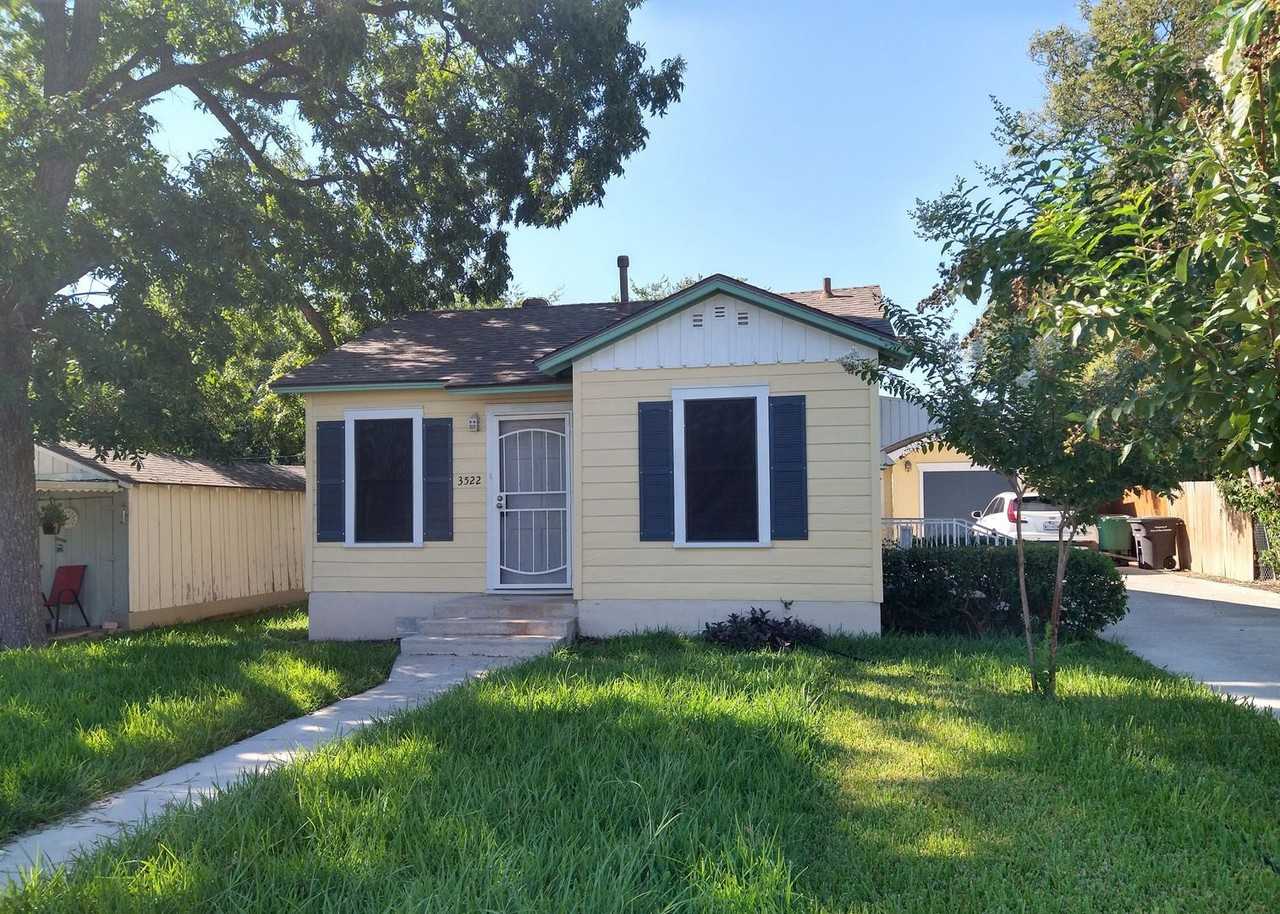 3522 San Luis St - Photo 2 of 44