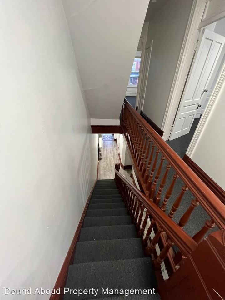 351 Oakland Ave - Photo 3 of 26