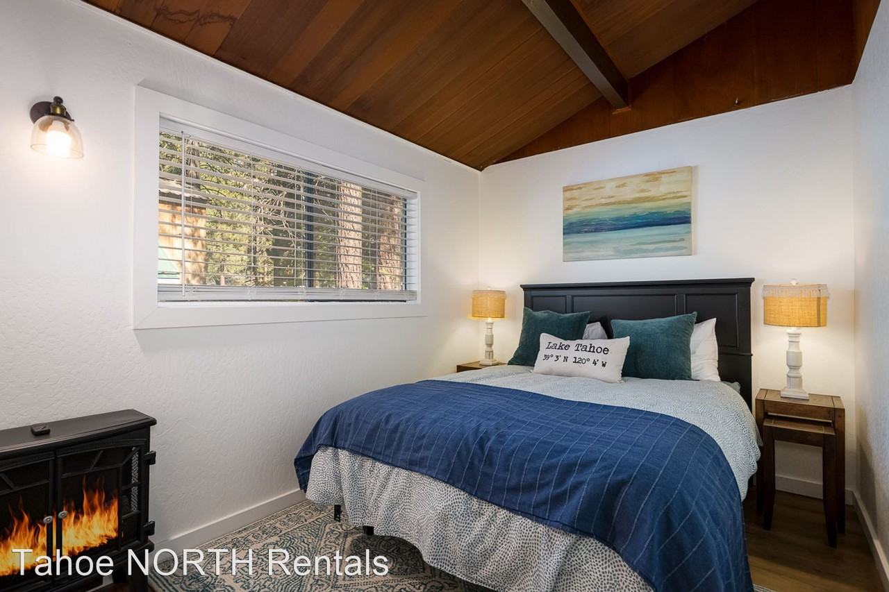 8841 Brook Ave - Photo 3 of 32