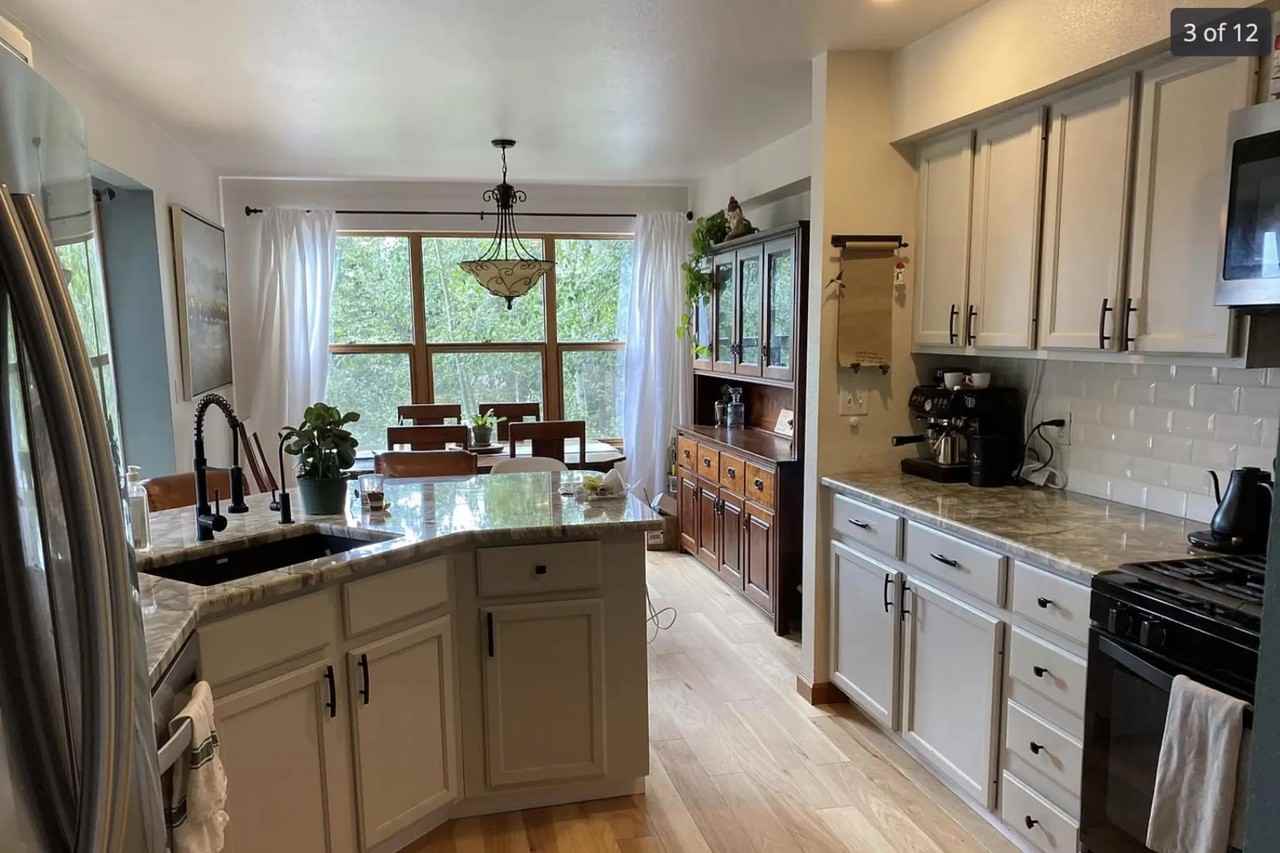 1749 Sinton Rd - Photo 2 of 10