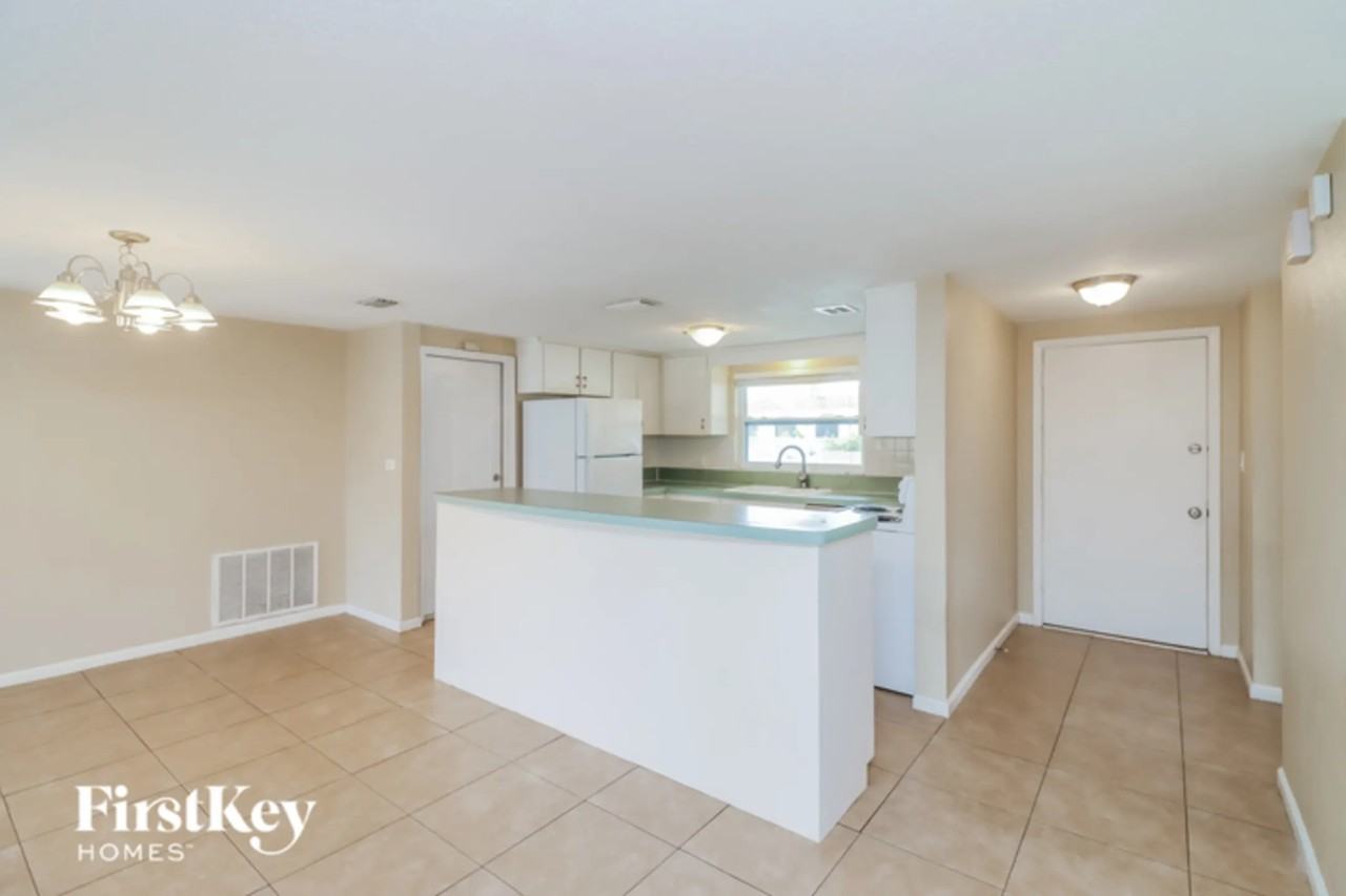 8000 Jasmine Blvd - Photo 3 of 12