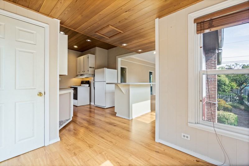 7841 12th Ave Ne - Photo 6 of 15