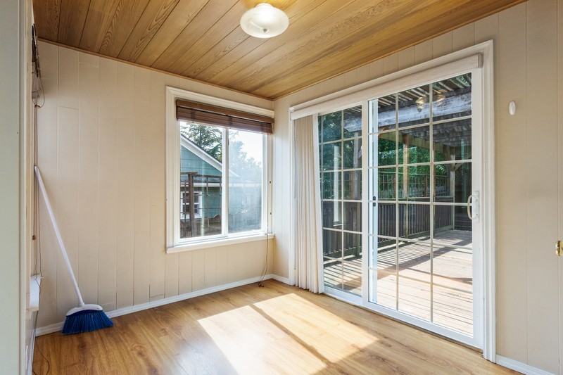 7841 12th Ave Ne - Photo 7 of 15