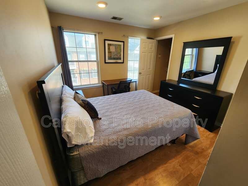 12 Colgate Dr - Photo 3 of 17