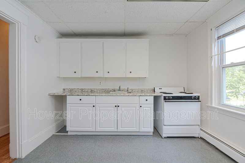 7 Creedway St #2 - Photo 3 of 37