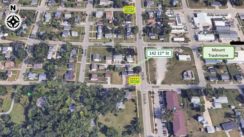 142 11th St - Photo 2 of 35