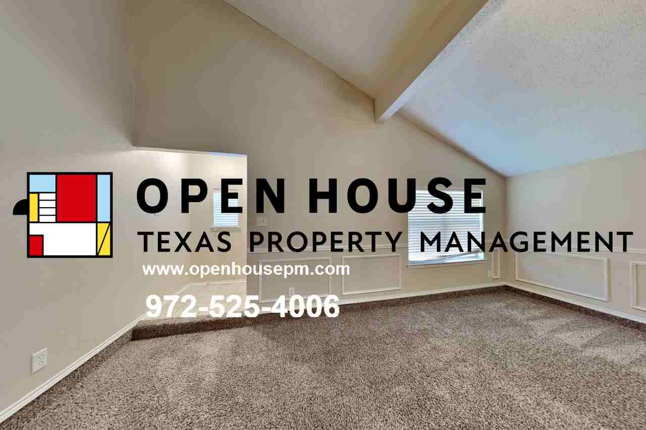 4636 Feathercrest Dr - Photo 3 of 17