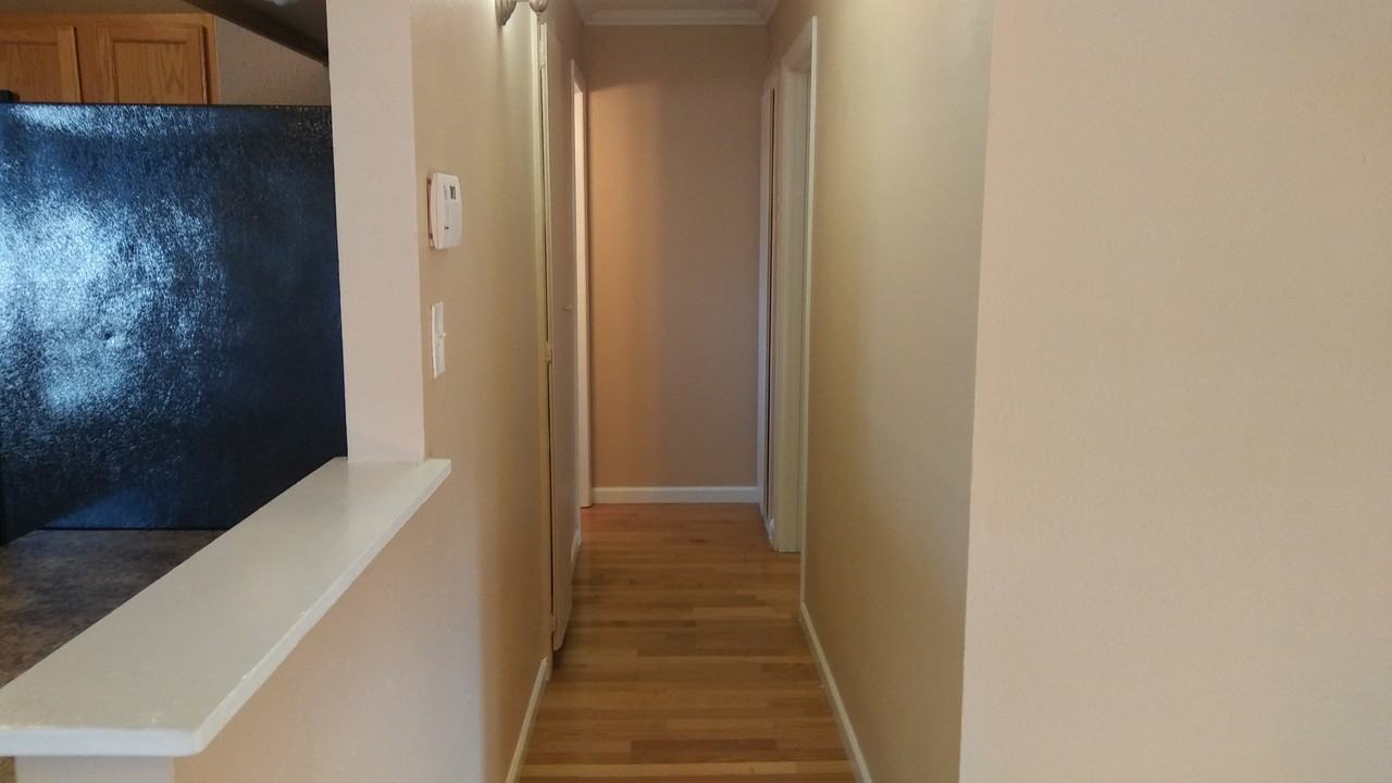 4401 N 12th St #101 - Photo 4 of 12