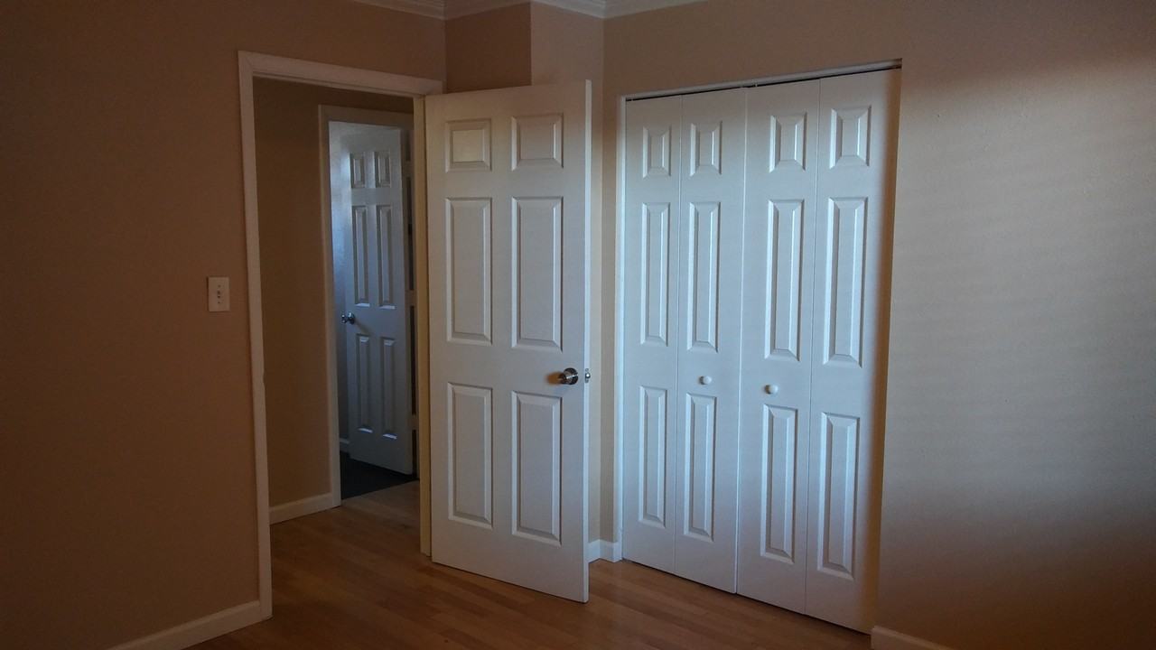 4401 N 12th St #101 - Photo 6 of 12