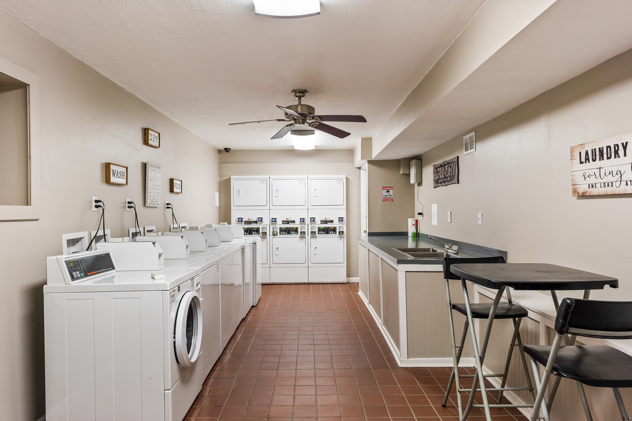 Thirty43 by the Greene - Photo 6 of 46