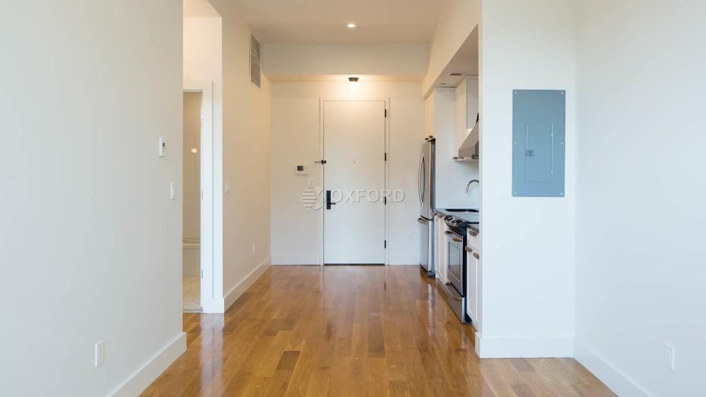 Myrtle Ave #202 - Photo 3 of 7