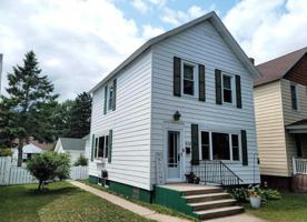 featured image of 606 S 16th St