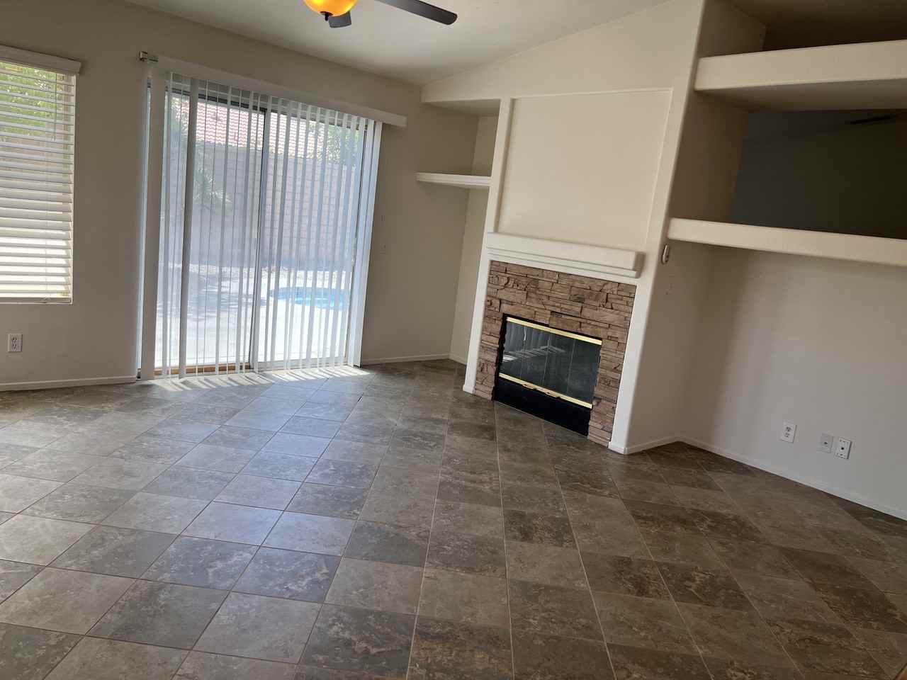 83883 Carolina Ct - Photo 6 of 7